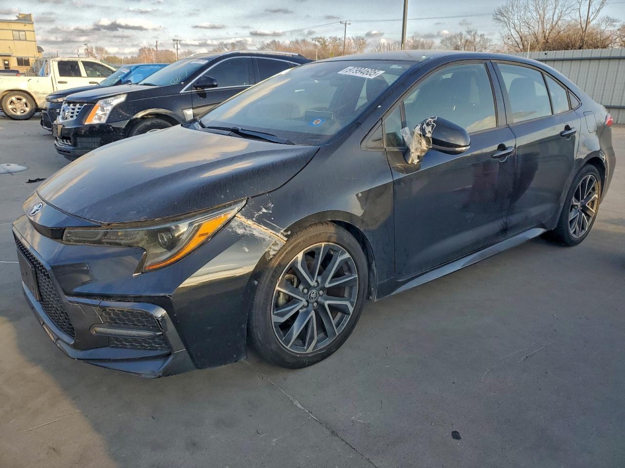 2022 TOYOTA COROLLA