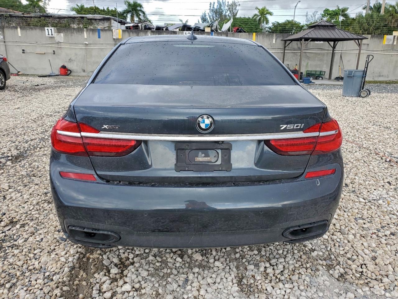 2016 BMW 7 series