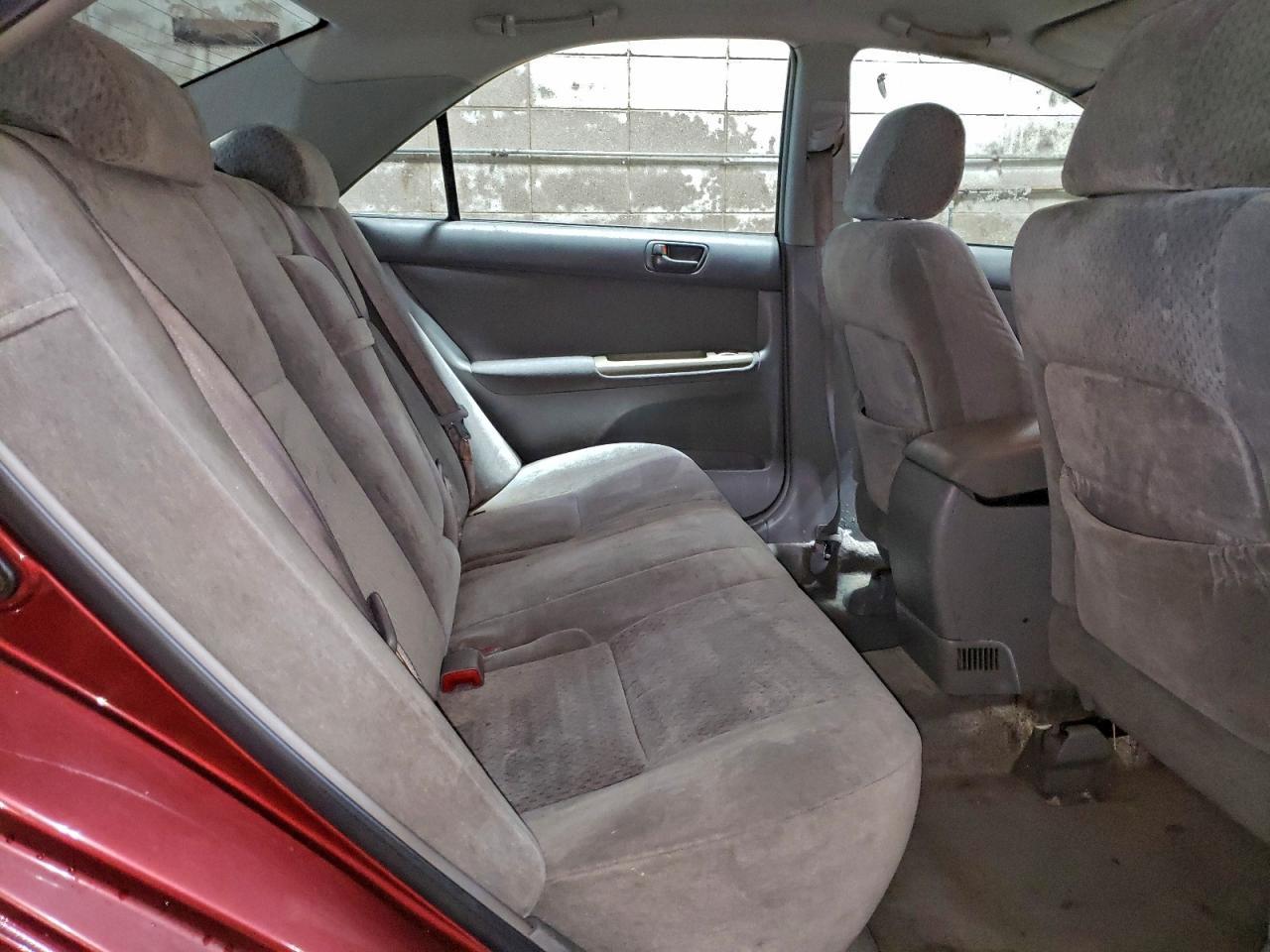 2004 TOYOTA CAMRY