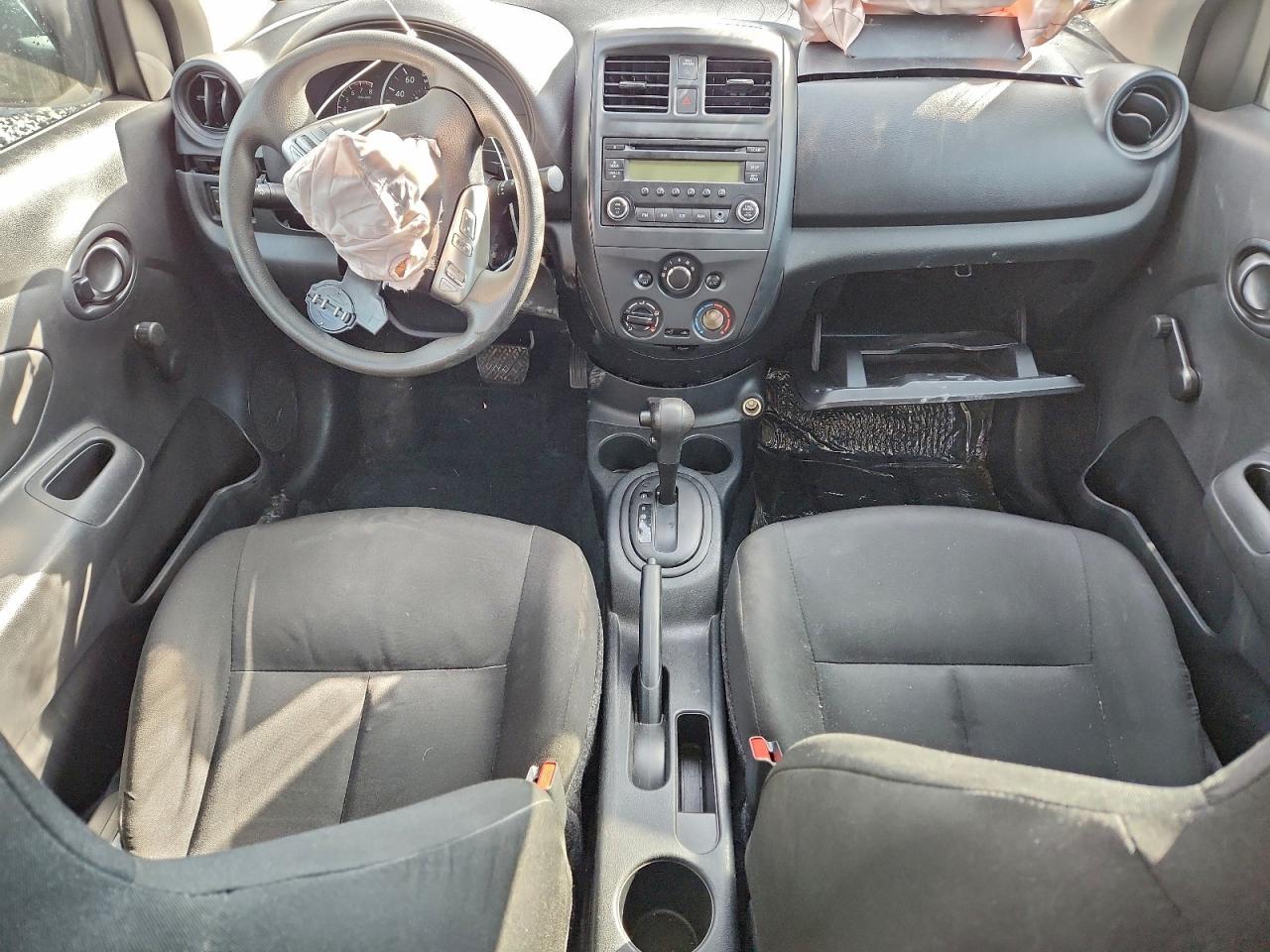 2017 NISSAN VERSA