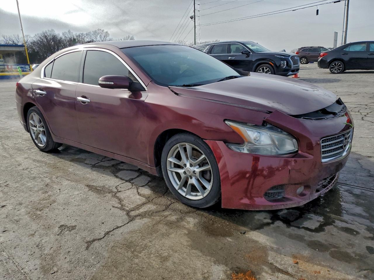 2011 NISSAN Maxima