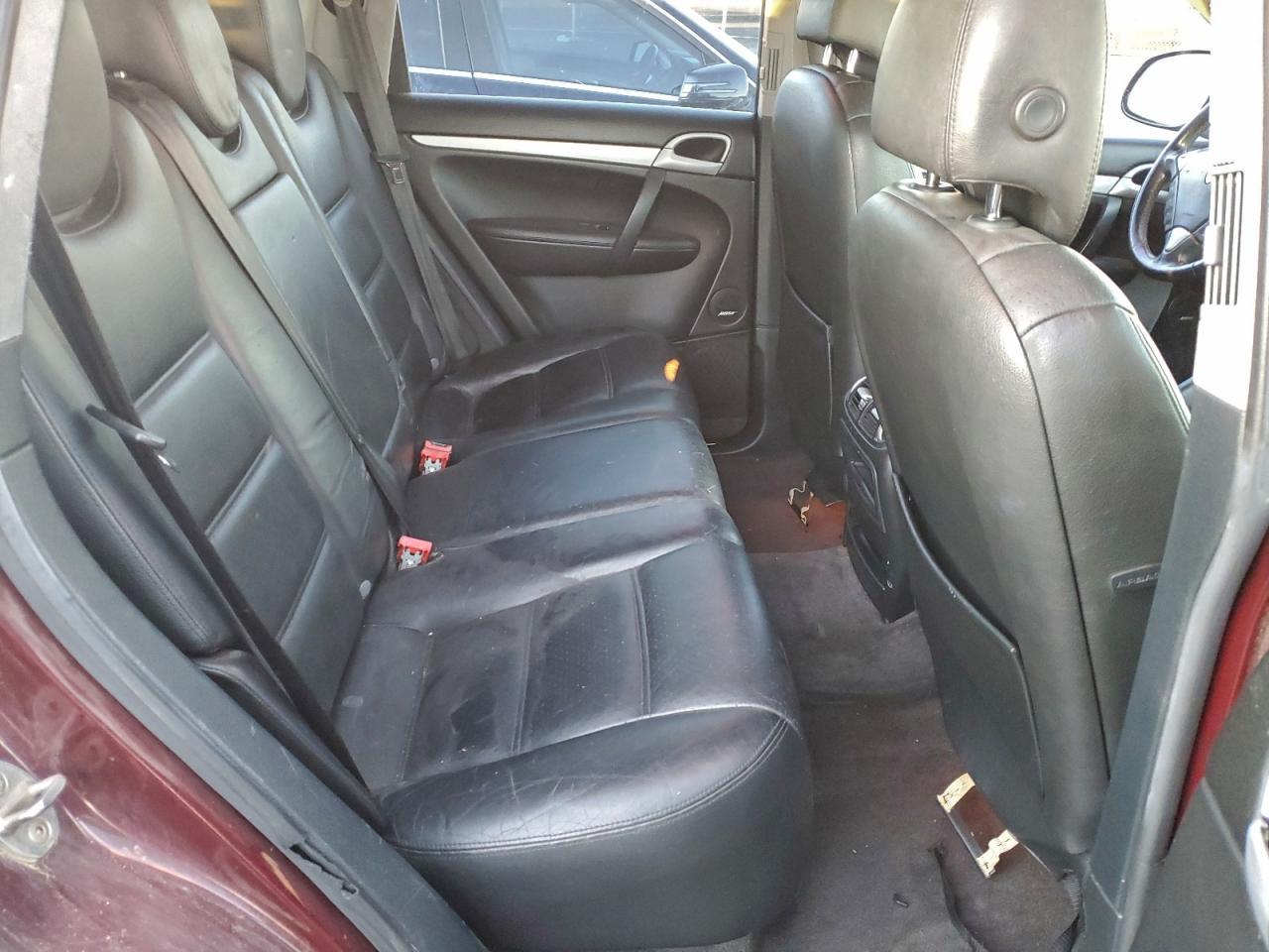 2004 PORSCHE CAYENNE
