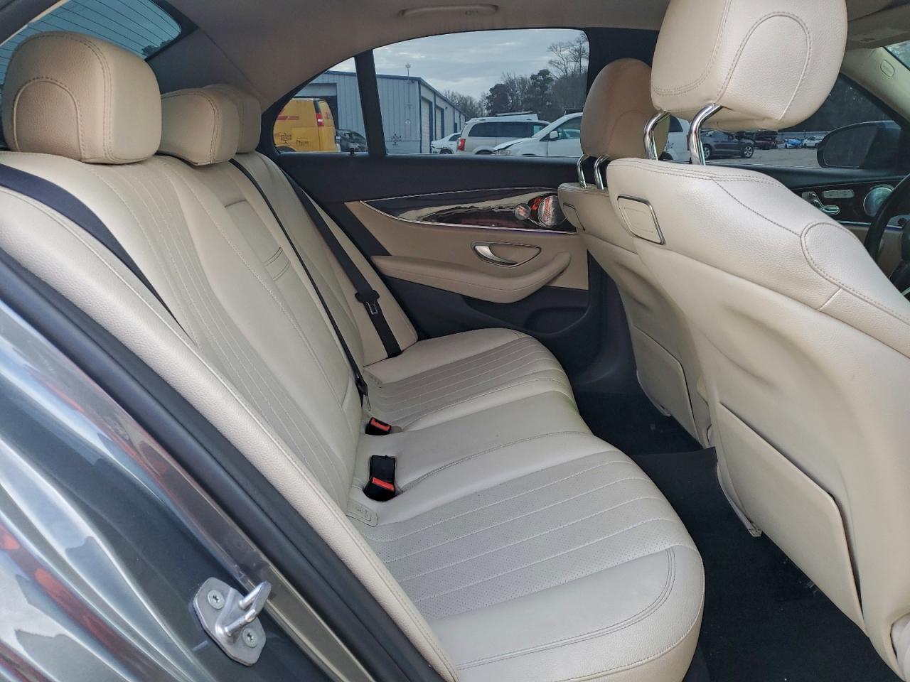 2018 MERCEDES-BENZ E-Class
