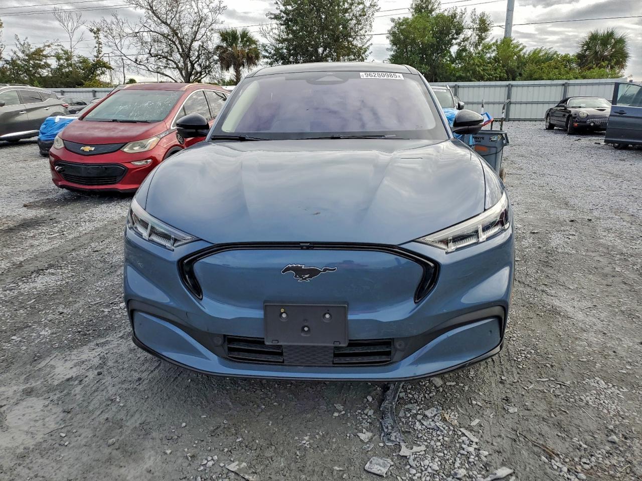 2023 FORD Mustang Mach-E