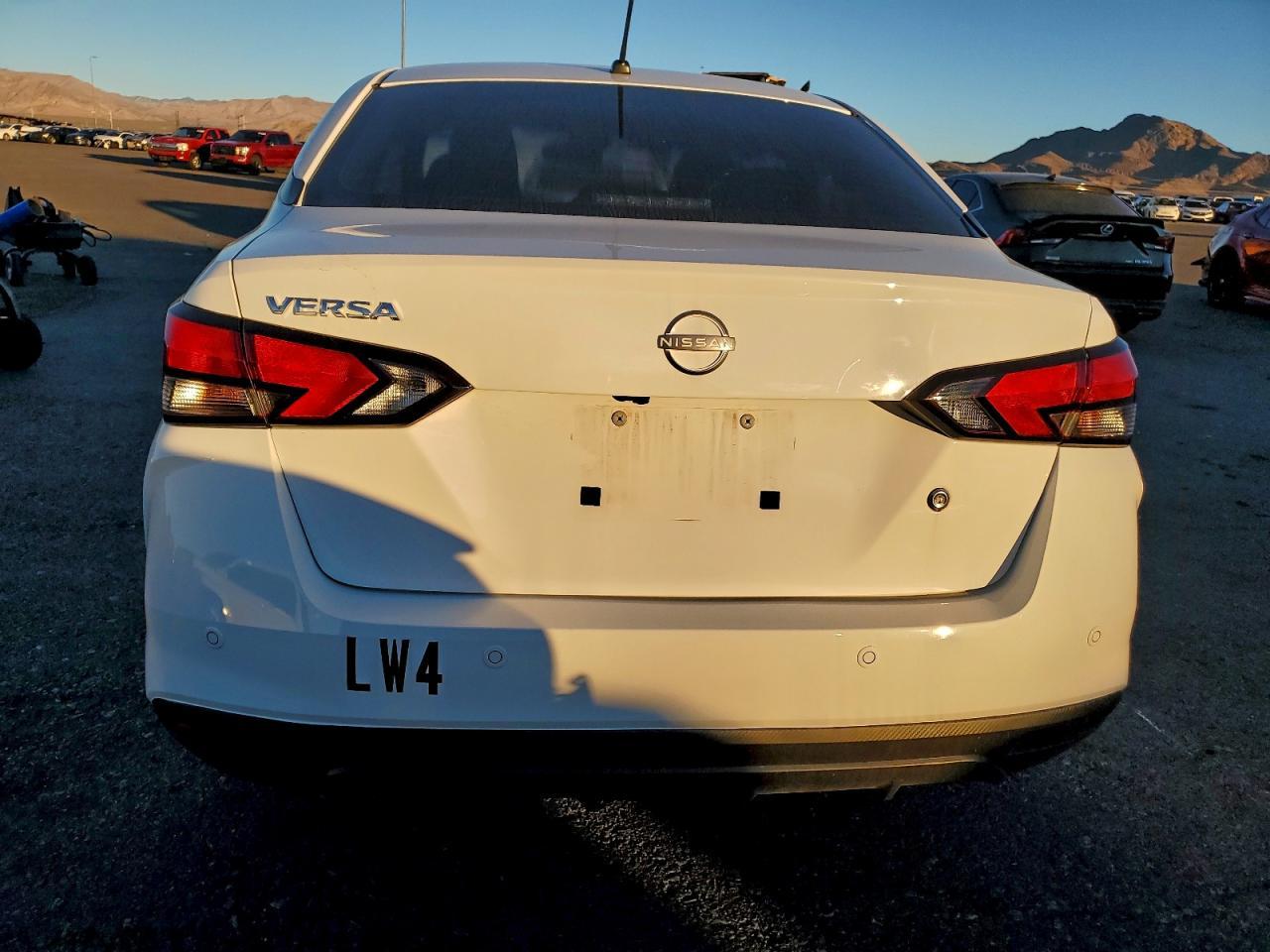 2023 NISSAN VERSA