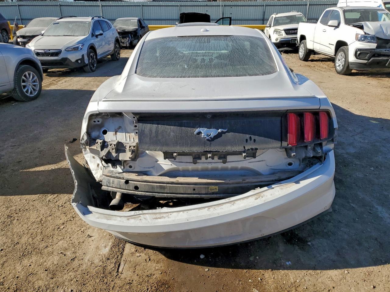 2015 FORD MUSTANG