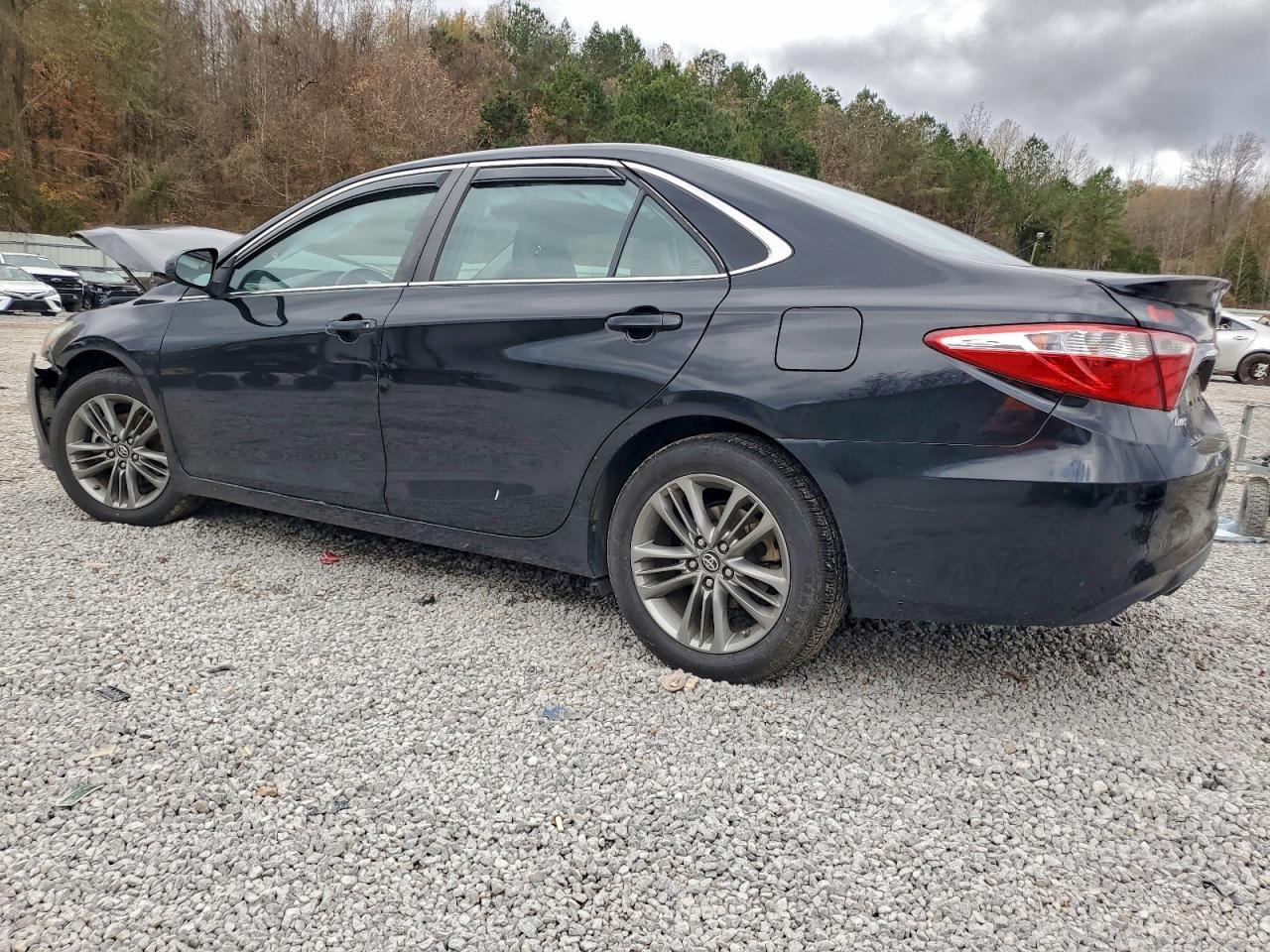2017 TOYOTA CAMRY