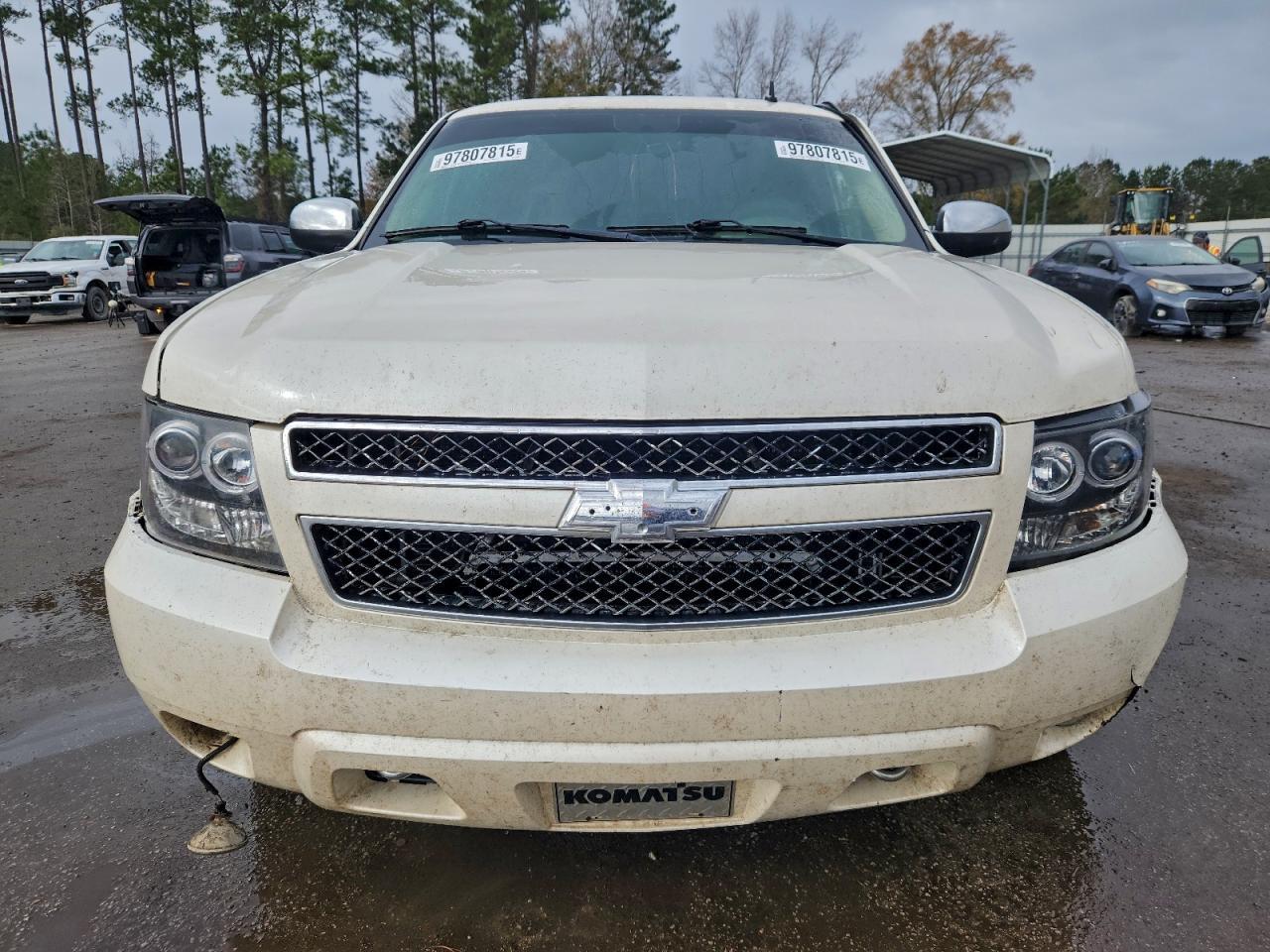 2011 CHEVROLET Tahoe