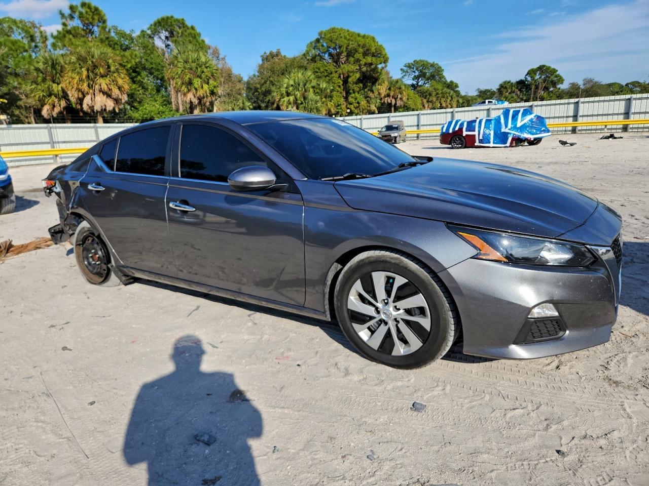 2022 NISSAN ALTIMA