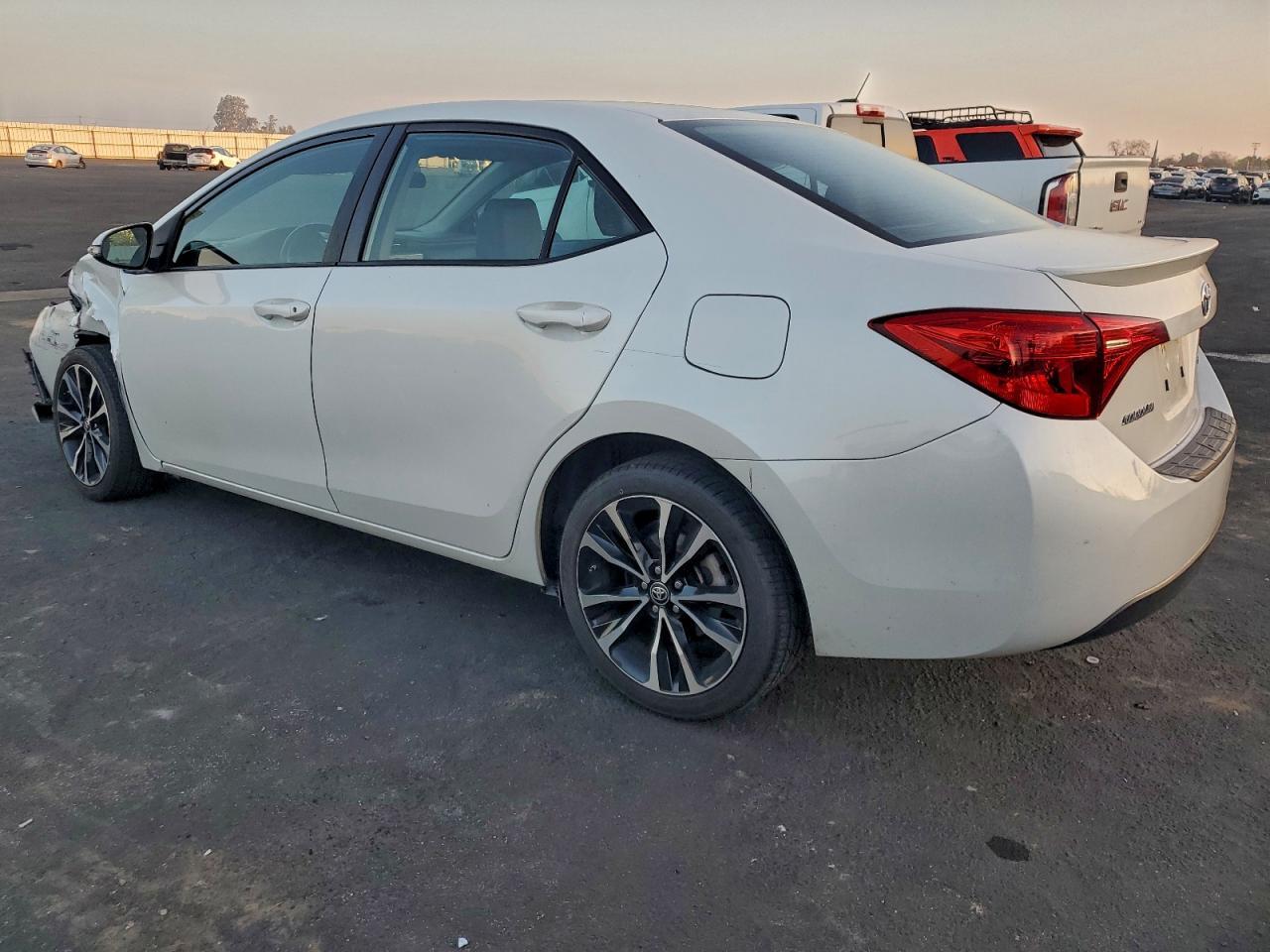 2019 TOYOTA COROLLA