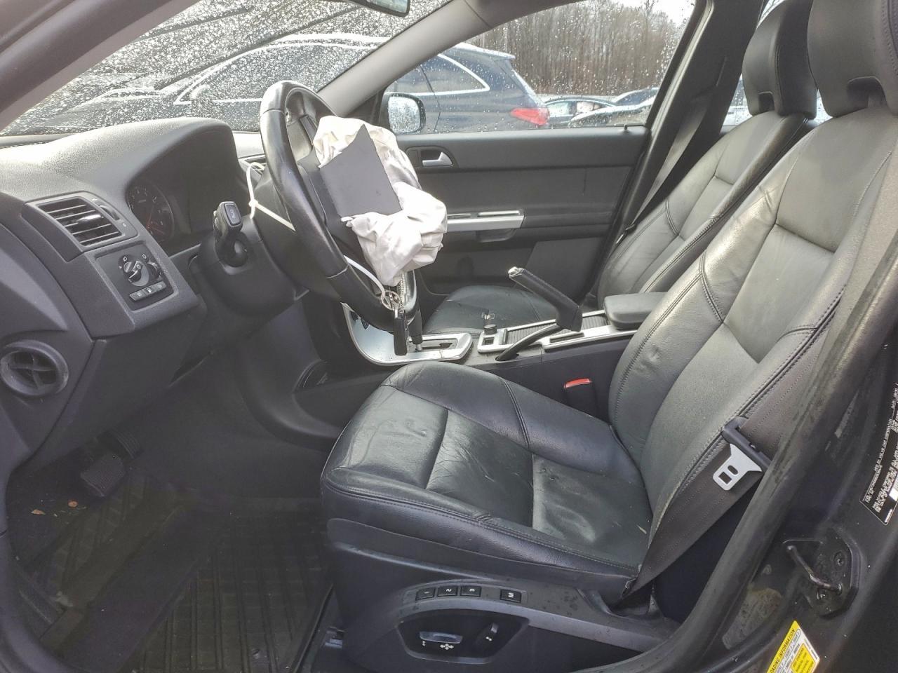 2011 VOLVO S40
