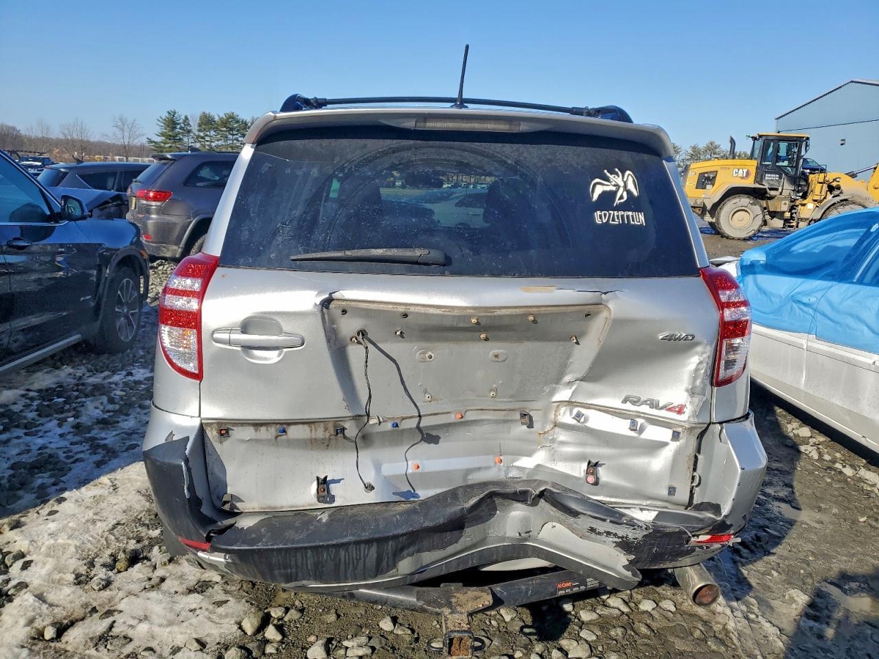 2011 TOYOTA RAV4