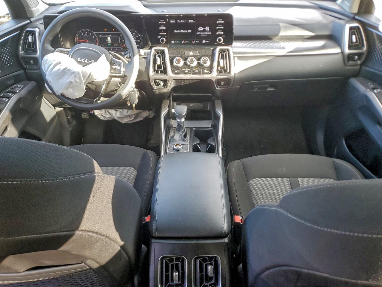 2022 KIA SORENTO