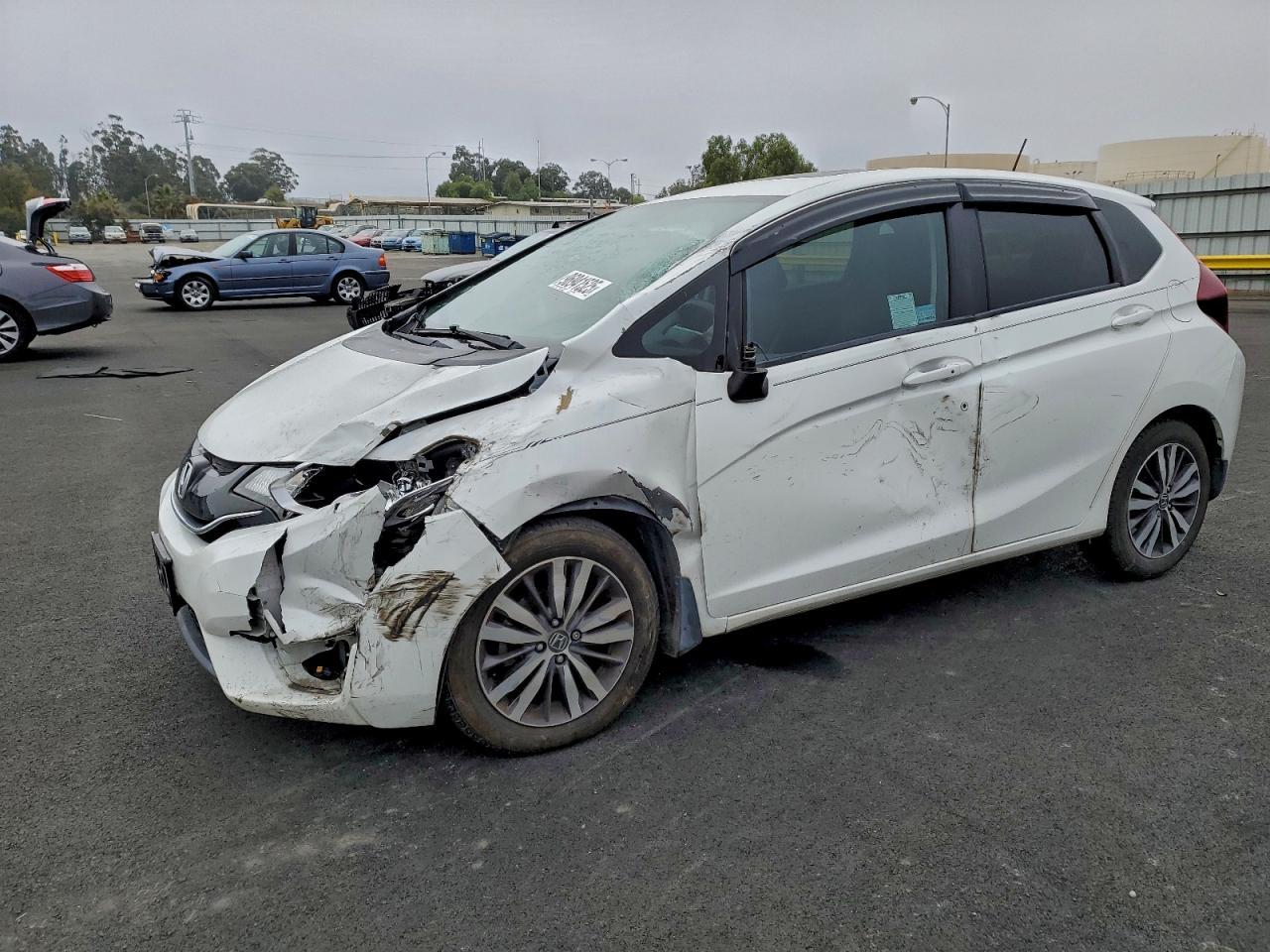 2016 HONDA FIT