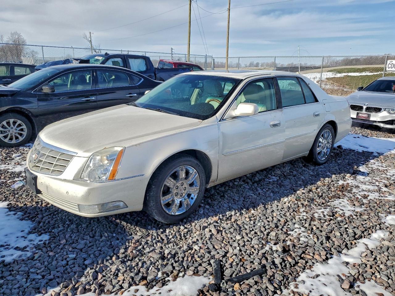2011 CADILLAC DTS