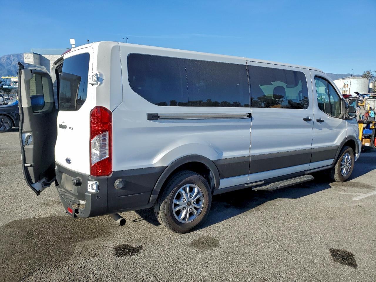 2024 FORD Transit