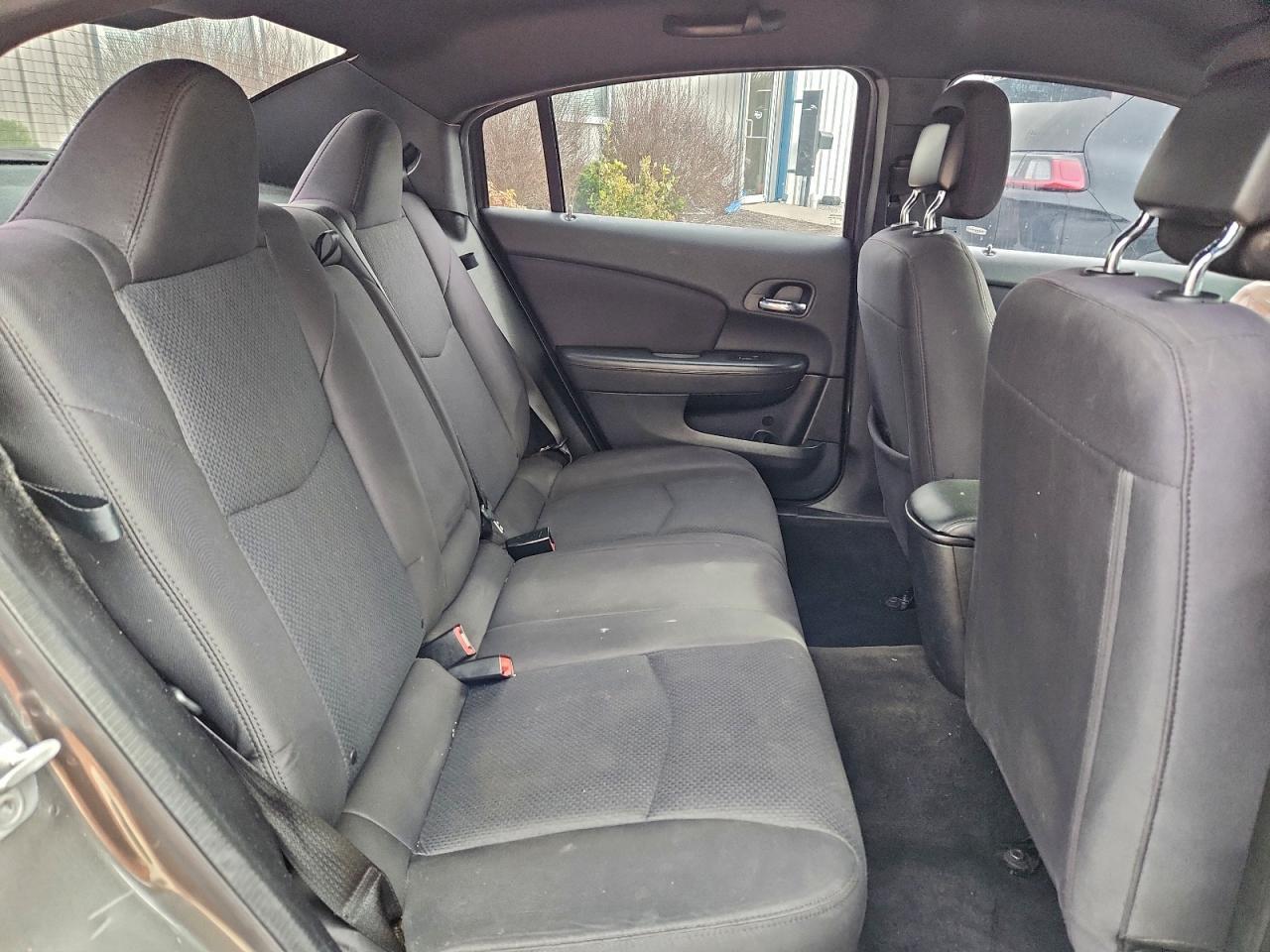2013 CHRYSLER 200