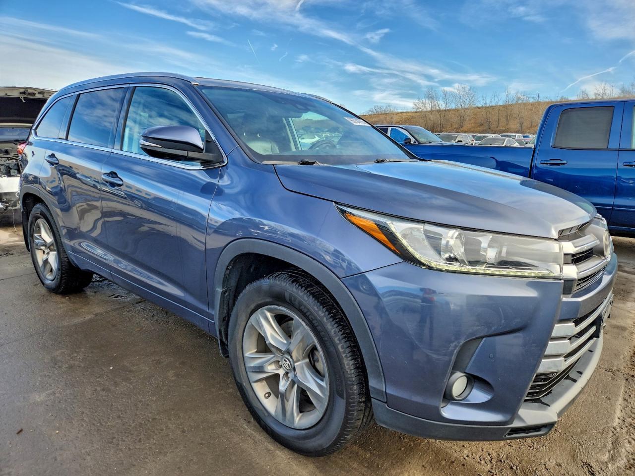 2018 TOYOTA HIGHLANDER