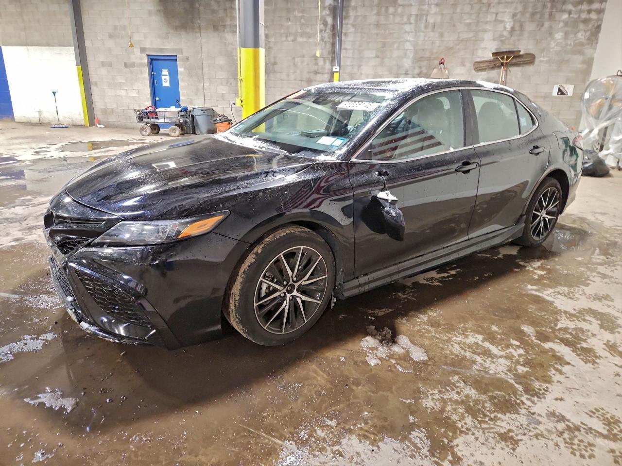 2024 TOYOTA CAMRY