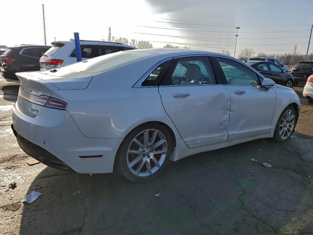 2016 LINCOLN MKZ