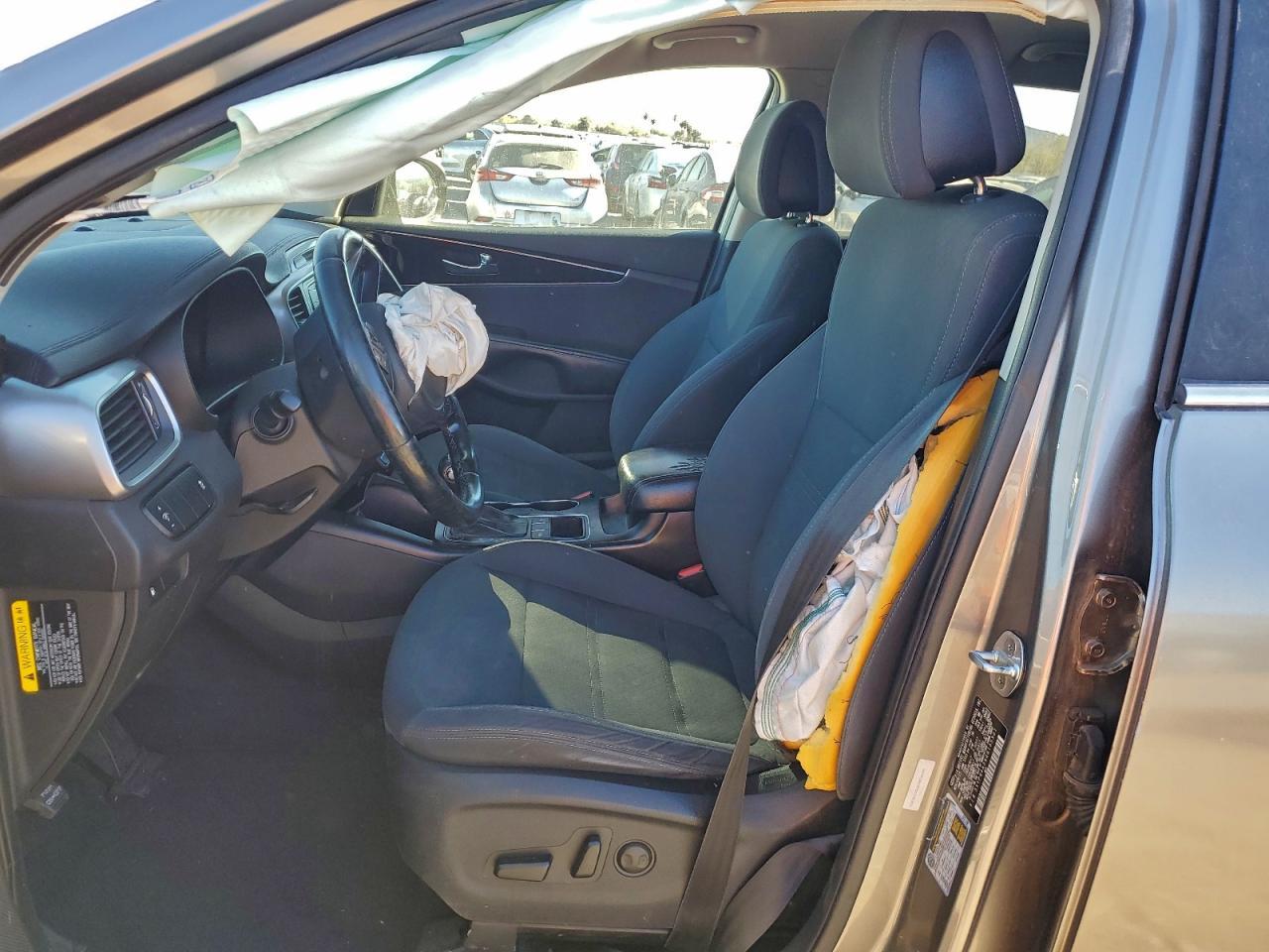 2016 KIA SORENTO