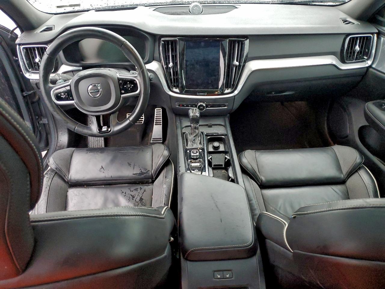 2019 VOLVO S60