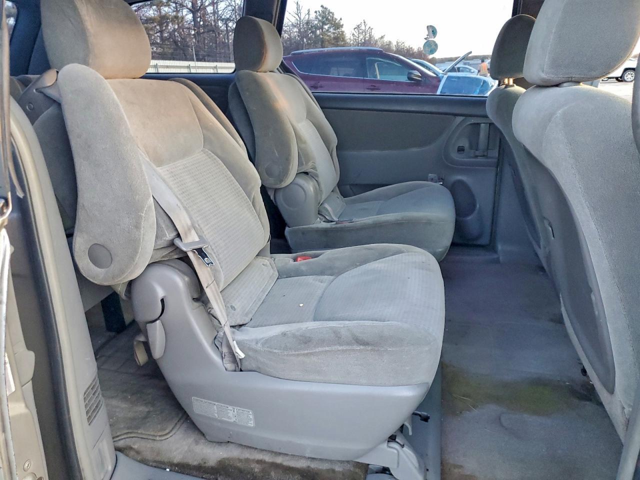 2007 TOYOTA SIENNA