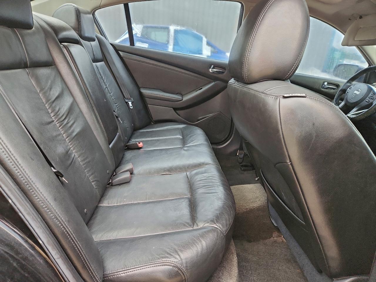 2010 NISSAN ALTIMA