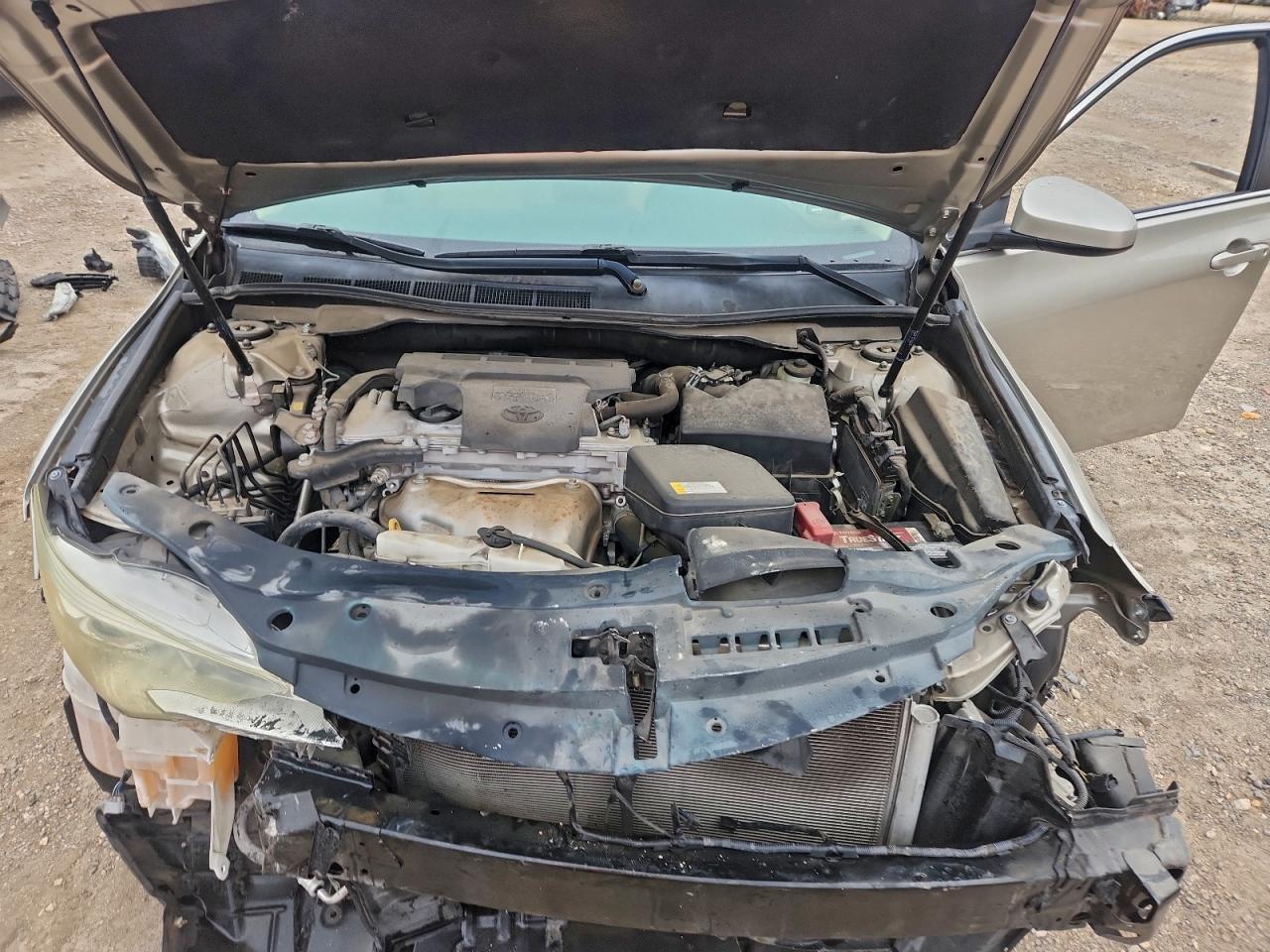 2016 TOYOTA CAMRY