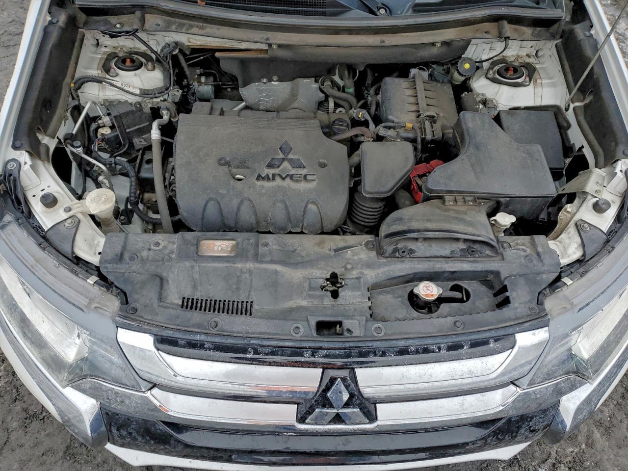 2018 MITSUBISHI outlander