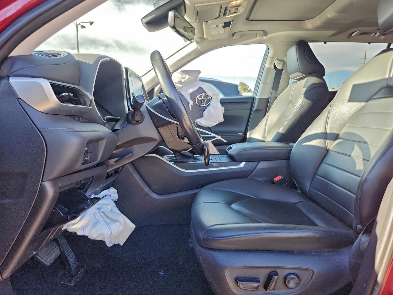 2020 TOYOTA HIGHLANDER