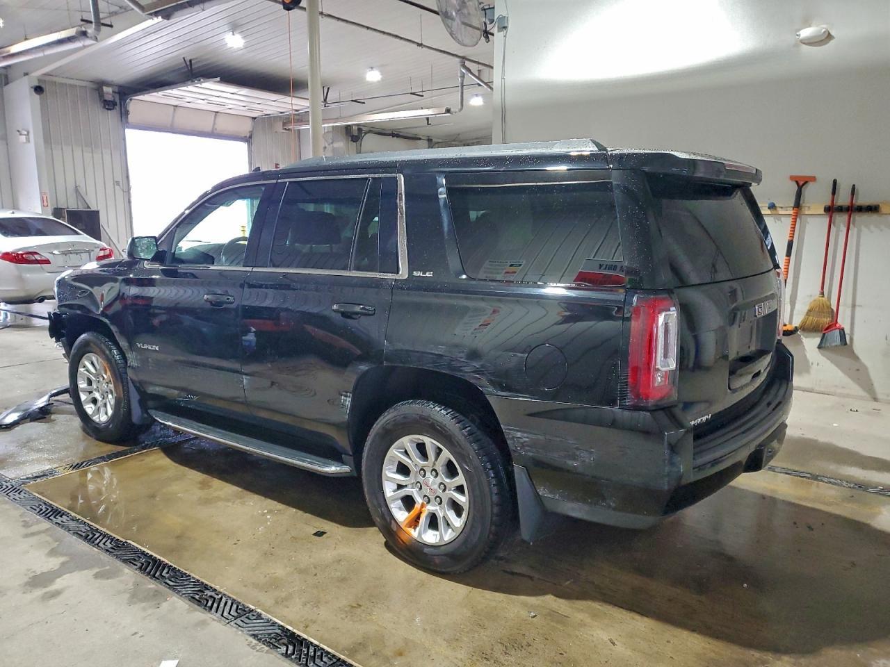 2016 GMC Yukon