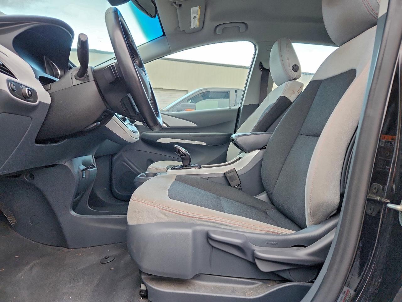 2017 CHEVROLET Bolt EV