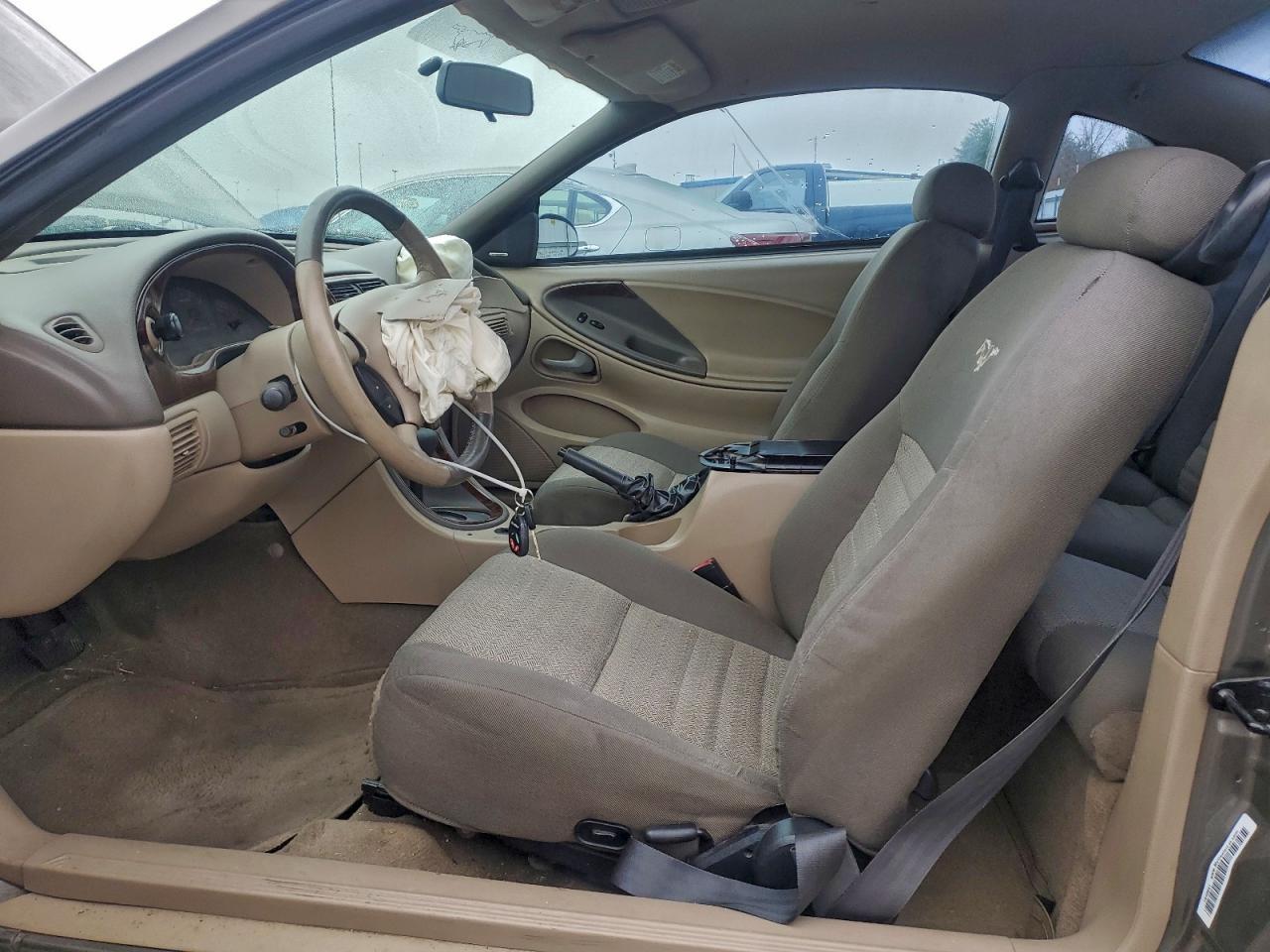 2002 FORD MUSTANG