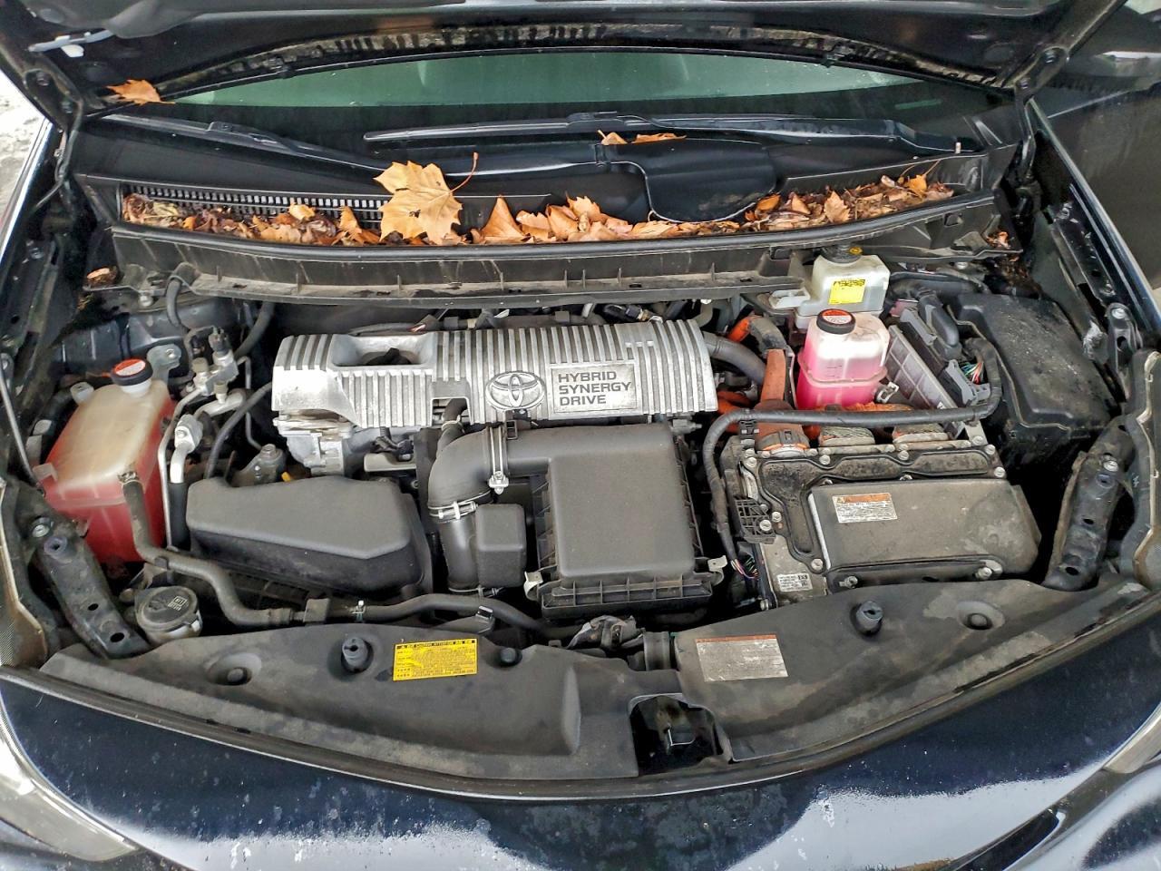 2015 TOYOTA PRIUS V