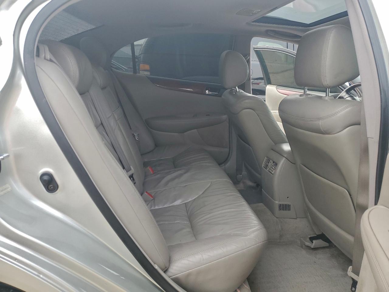 2002 LEXUS Es 300