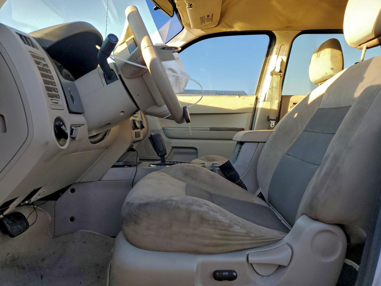 2008 FORD ESCAPE