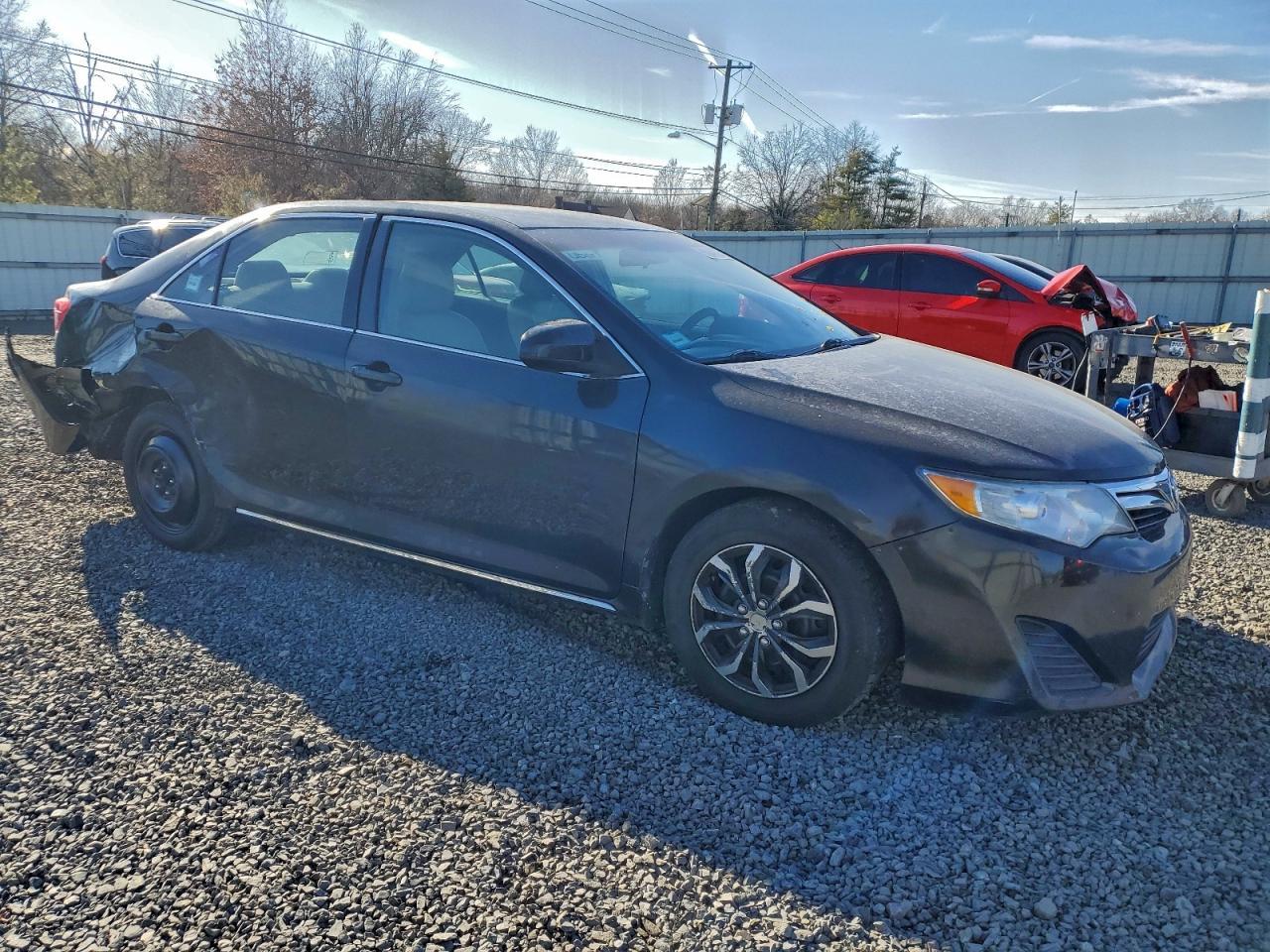 2014 TOYOTA CAMRY