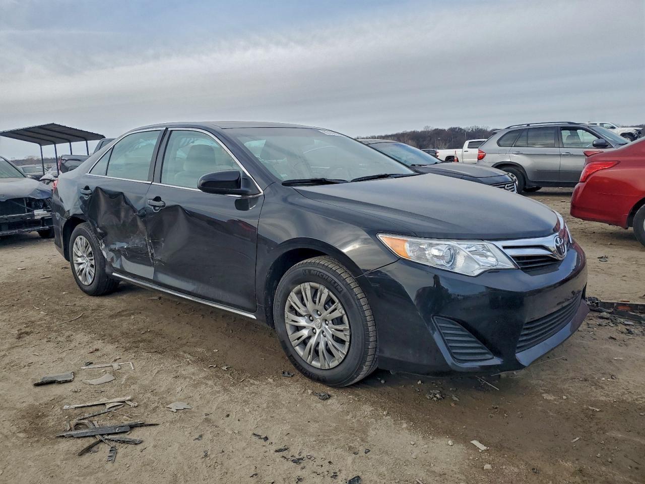 2013 TOYOTA CAMRY