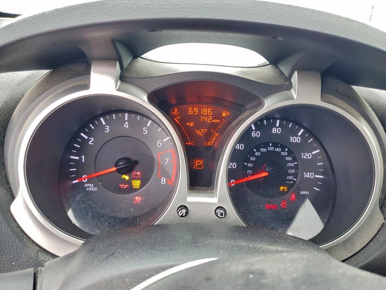 2013 NISSAN Juke
