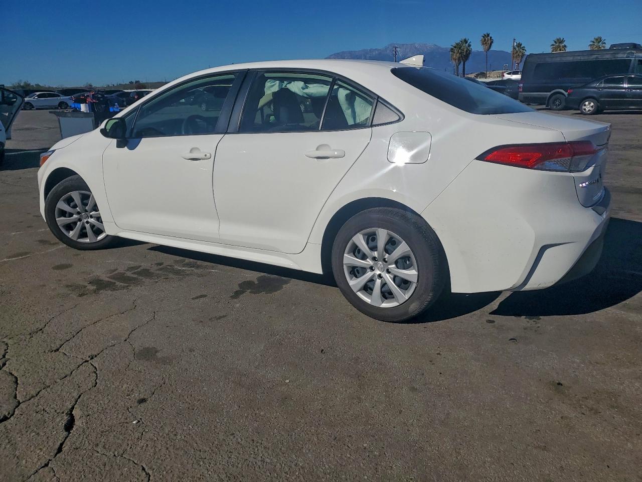 2025 TOYOTA COROLLA