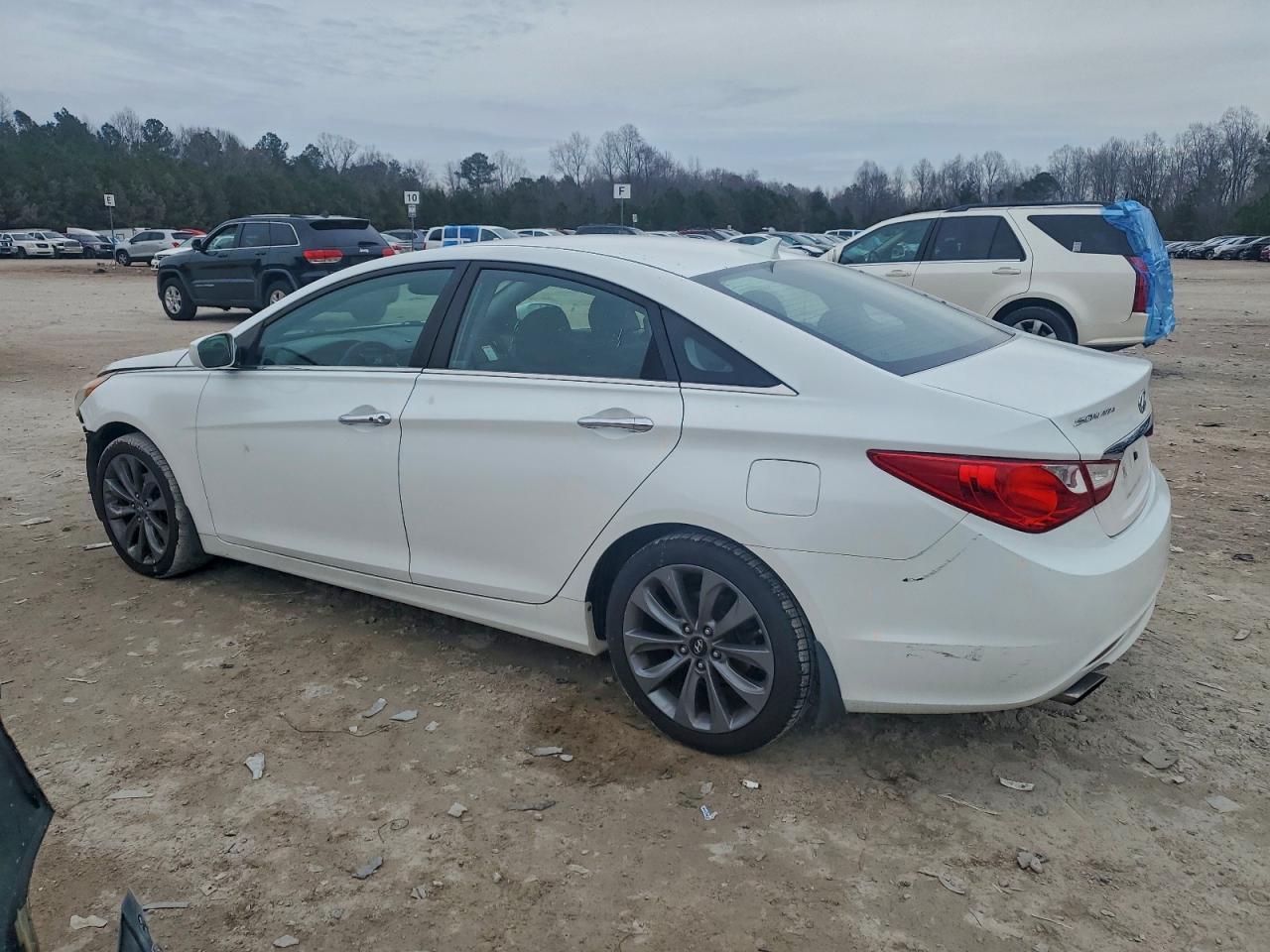 2011 HYUNDAI SONATA