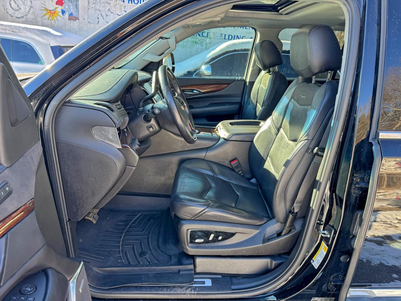 2018 CADILLAC ESCALADE