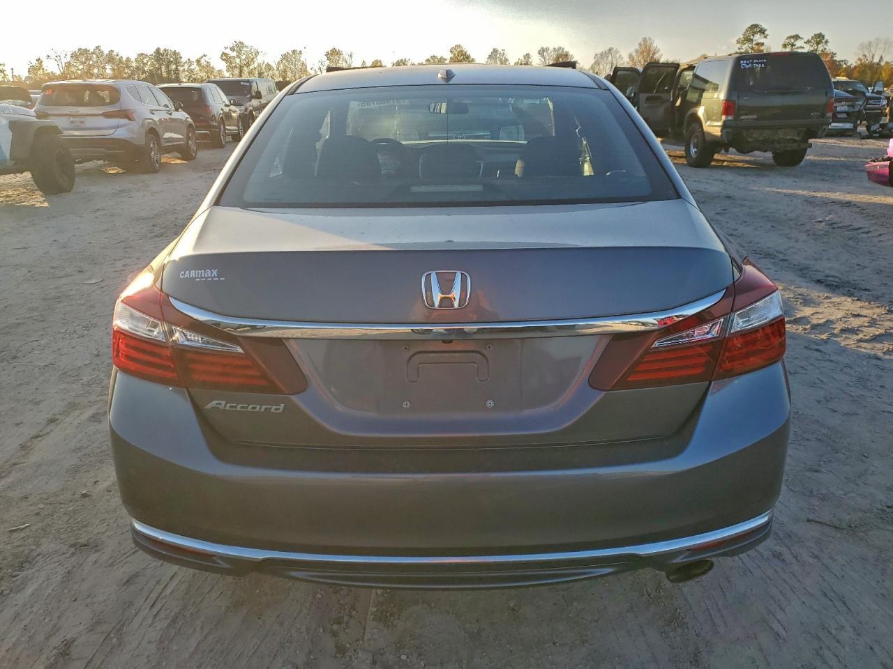 2016 HONDA ACCORD