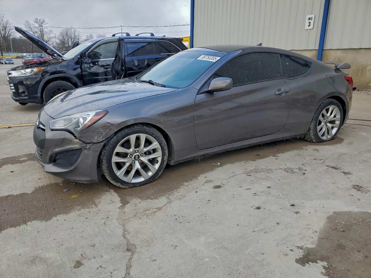 2013 HYUNDAI GENESIS