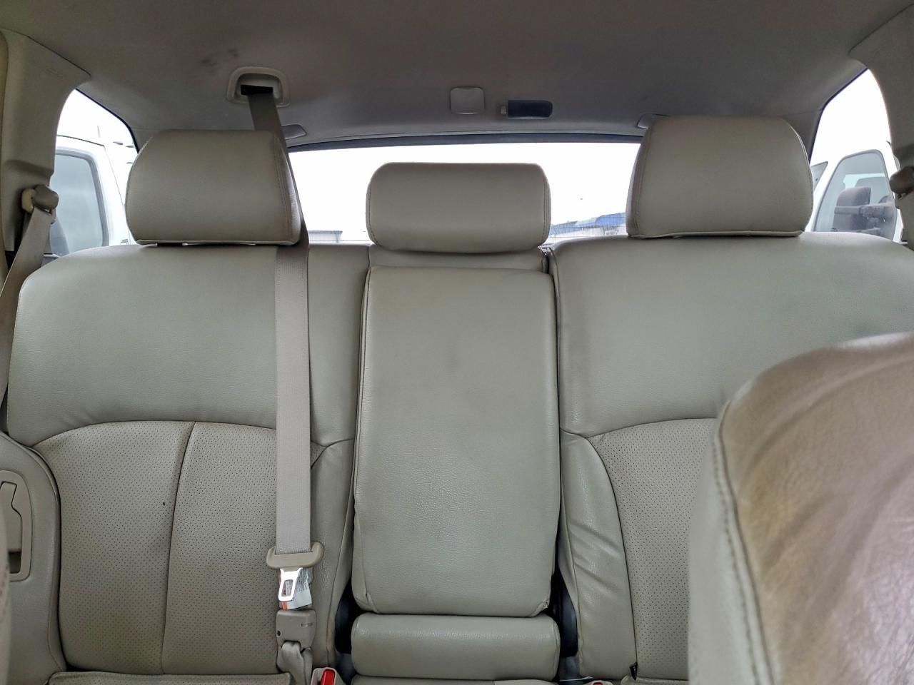 2014 SUBARU Outback