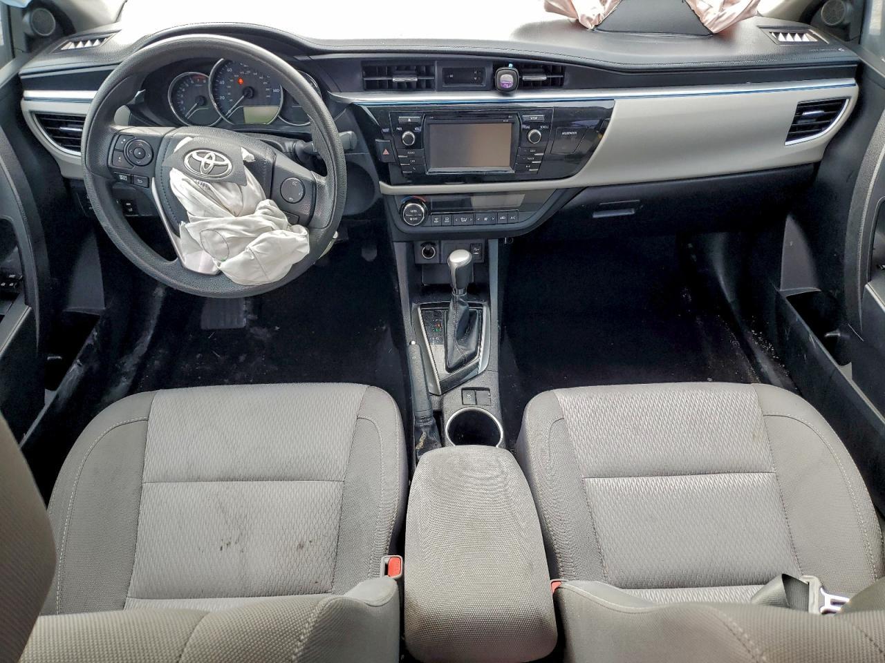 2015 TOYOTA COROLLA