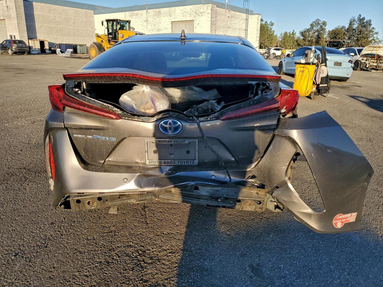 2017 TOYOTA Prius Prime
