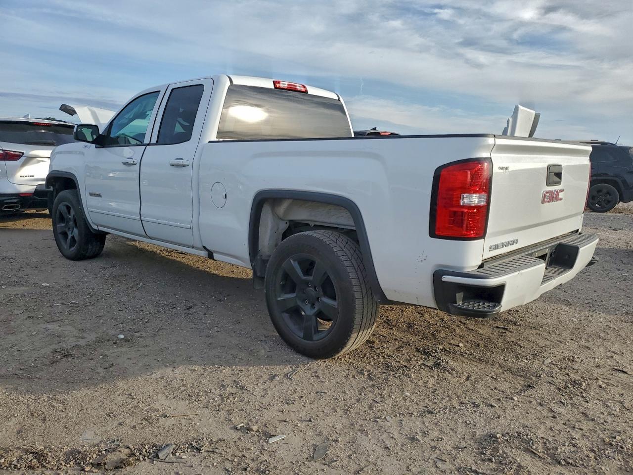 2018 GMC Sierra