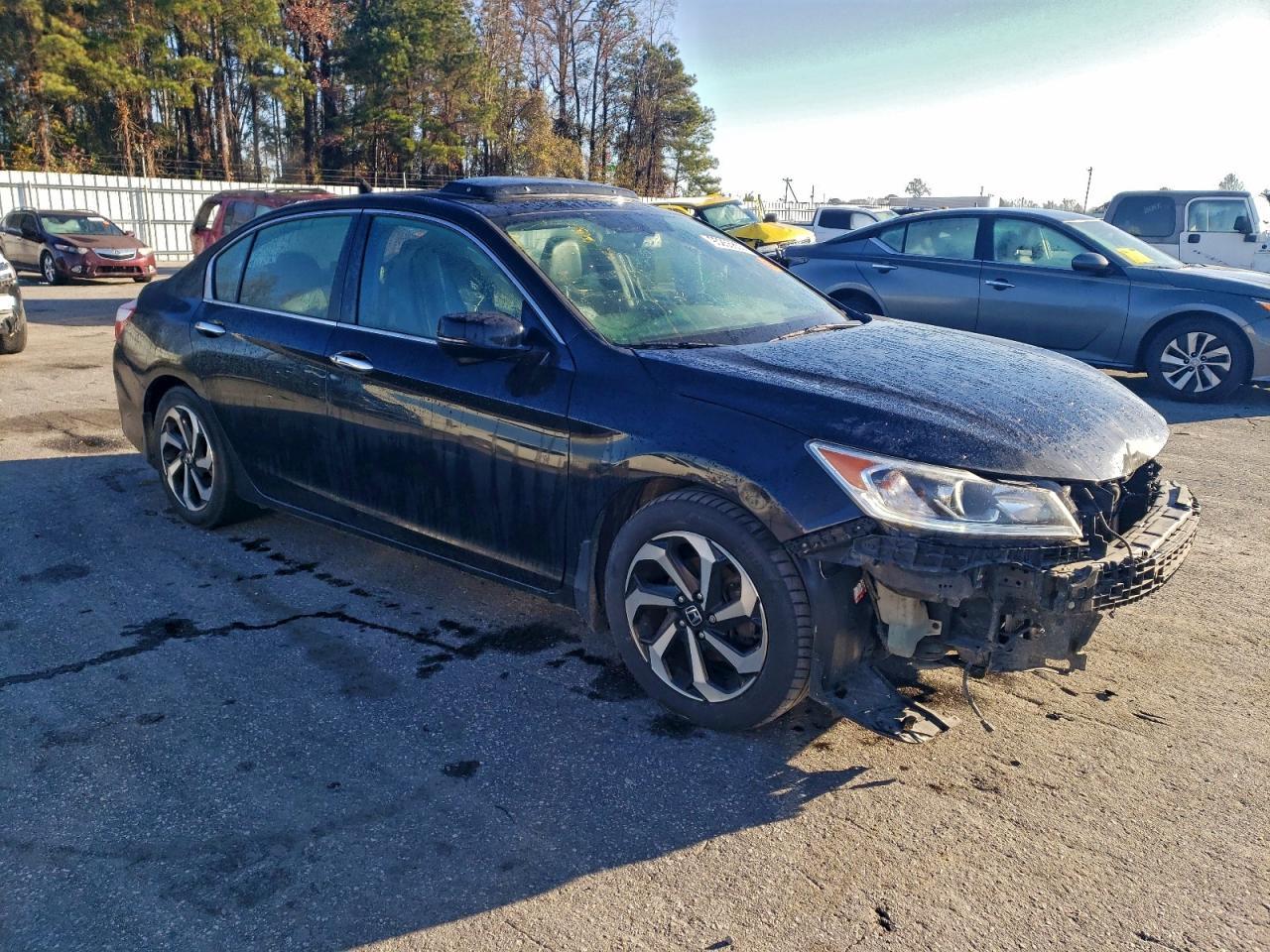2017 HONDA ACCORD